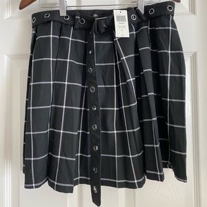 Black & White Plaid Pleated Skirt With Grommet Belt from Hot Topic